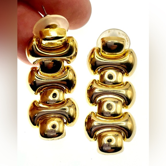 3 for $30 Vintage Gold Tone Linked Dangling Pierced Earrings - Picture 7 of 7